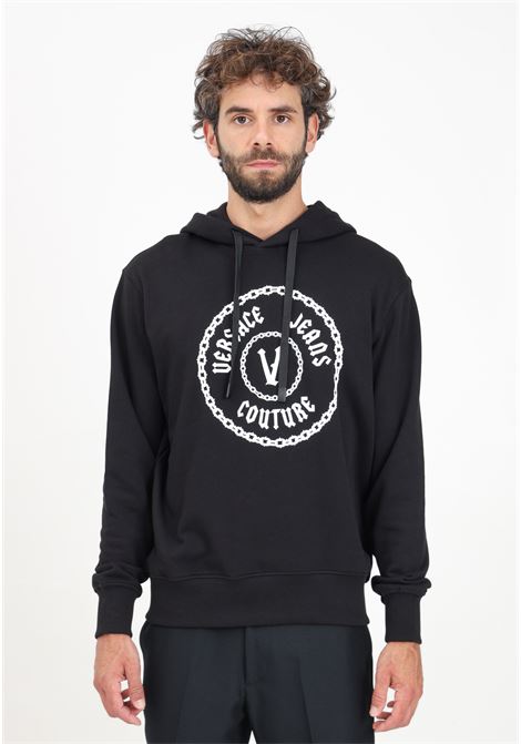 Felpa con cappuccio nera da uomo caratterizzata da un logo V-Emblem VERSACE JEANS COUTURE | 77GAIT03CF00T899